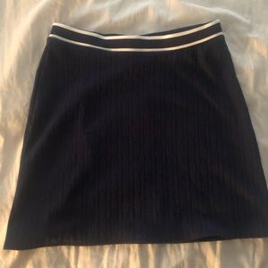 H&M Divided navy blue skirt